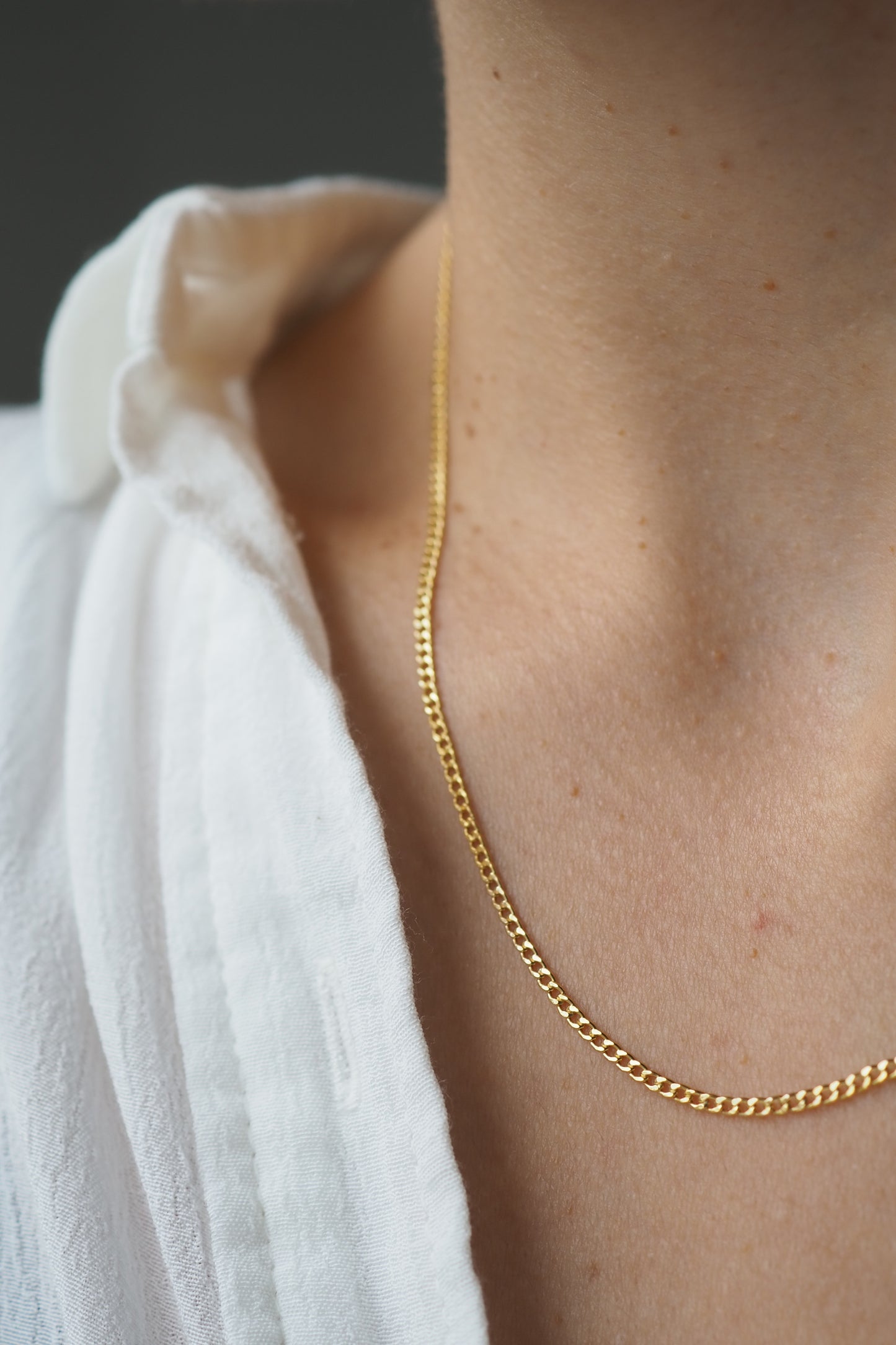 9ct Yellow Gold 1.8mm Hollow Curb Chain - Hallmarked