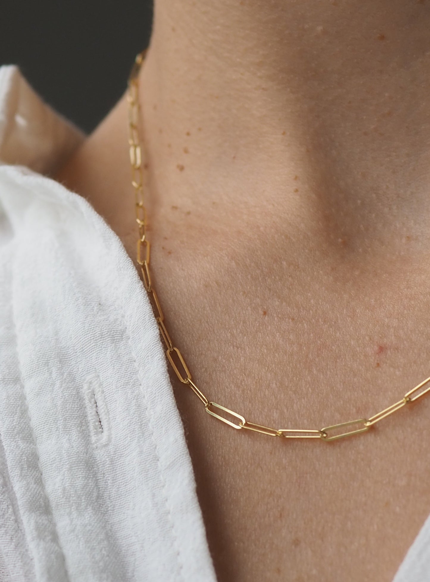 9ct Yellow Gold 2.3mm Paperclip Chain - Hallmarked