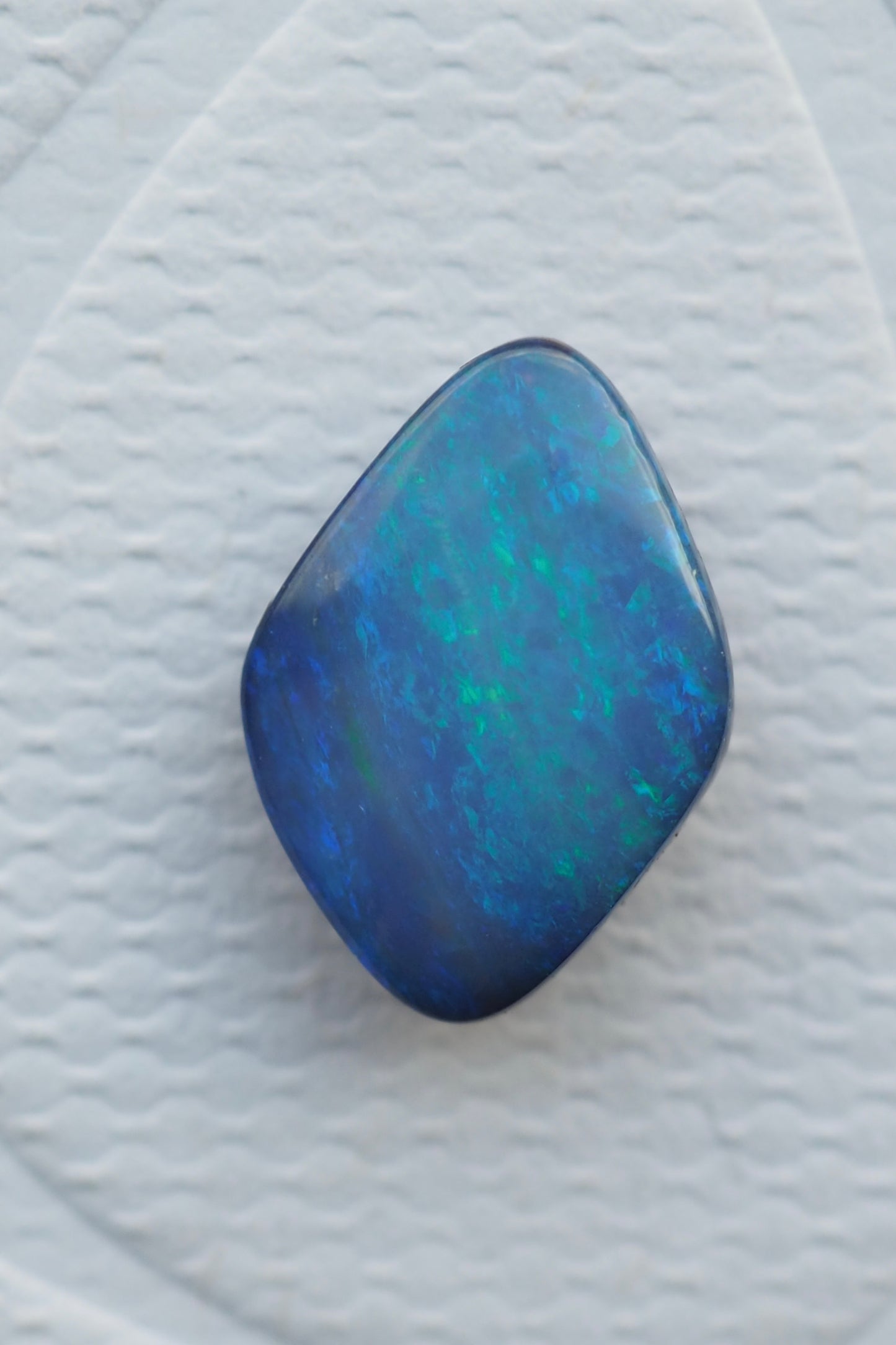 Sparkly Blue Kite Boulder Opal