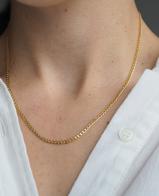 9ct Yellow Gold 2.6mm Hollow Curb Chain - Hallmarked